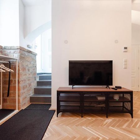 Der Fuchsbau - Neu, Kuschelig Und Zentral Im Gruenen Apartment Viena Exterior foto