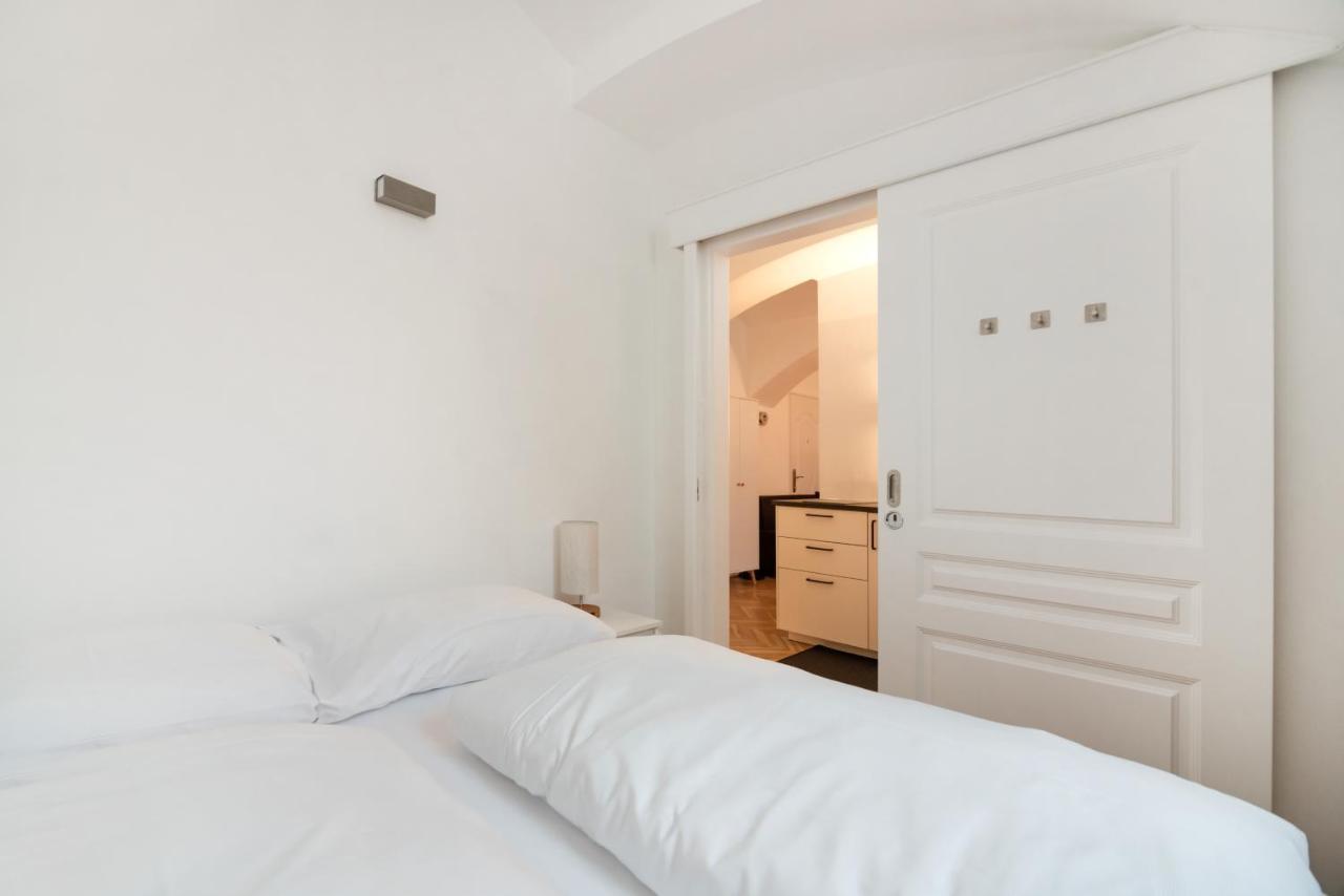 Der Fuchsbau - Neu, Kuschelig Und Zentral Im Gruenen Apartment Viena Exterior foto