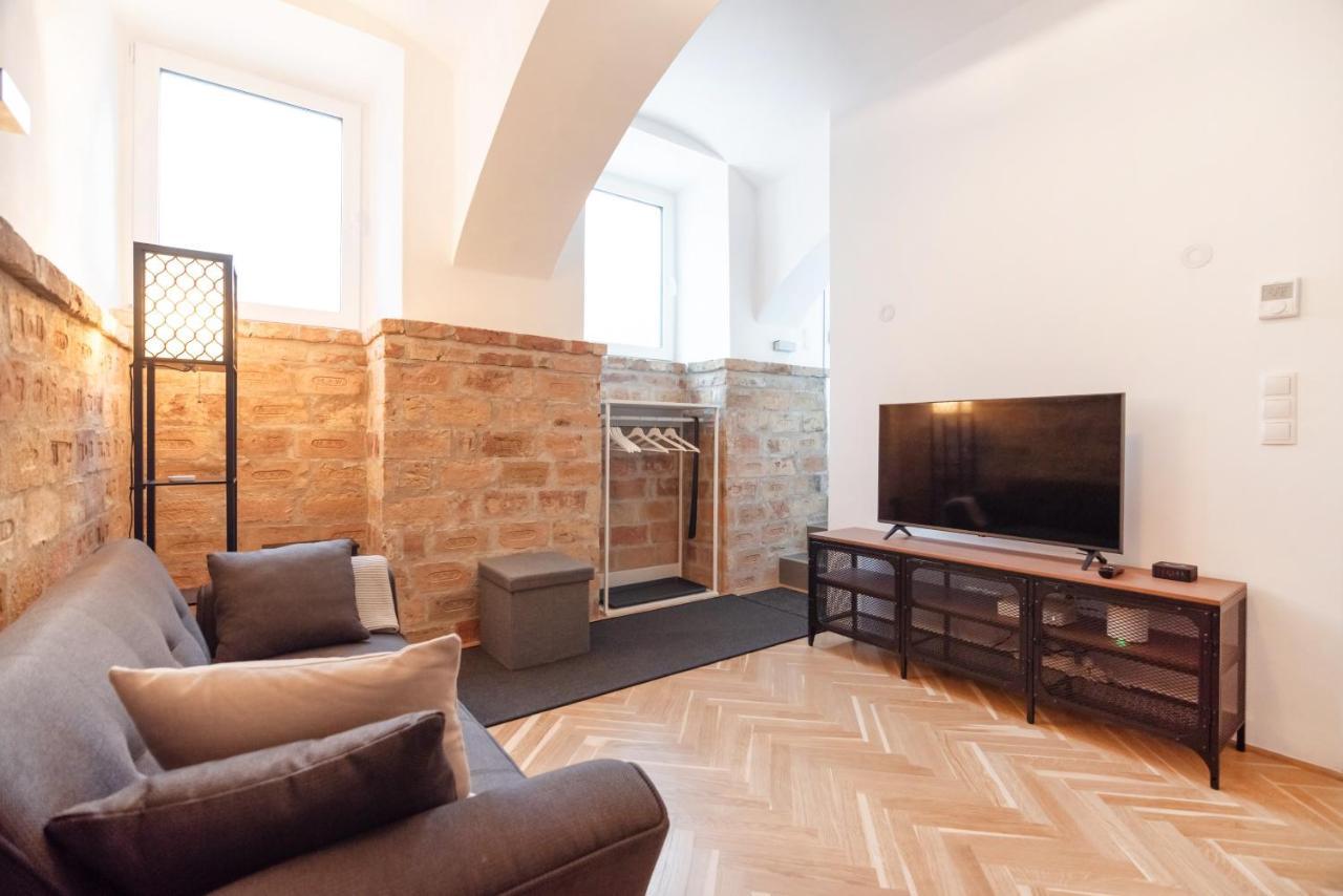 Der Fuchsbau - Neu, Kuschelig Und Zentral Im Gruenen Apartment Viena Exterior foto