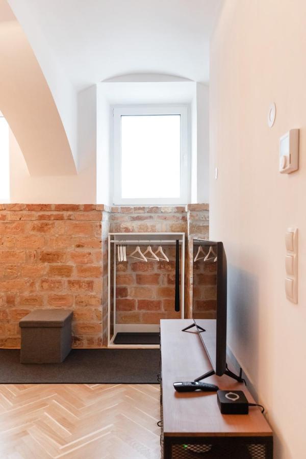 Der Fuchsbau - Neu, Kuschelig Und Zentral Im Gruenen Apartment Viena Exterior foto