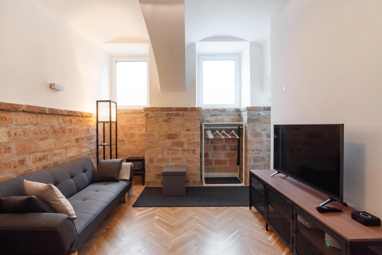 Der Fuchsbau - Neu, Kuschelig Und Zentral Im Gruenen Apartment Viena Exterior foto