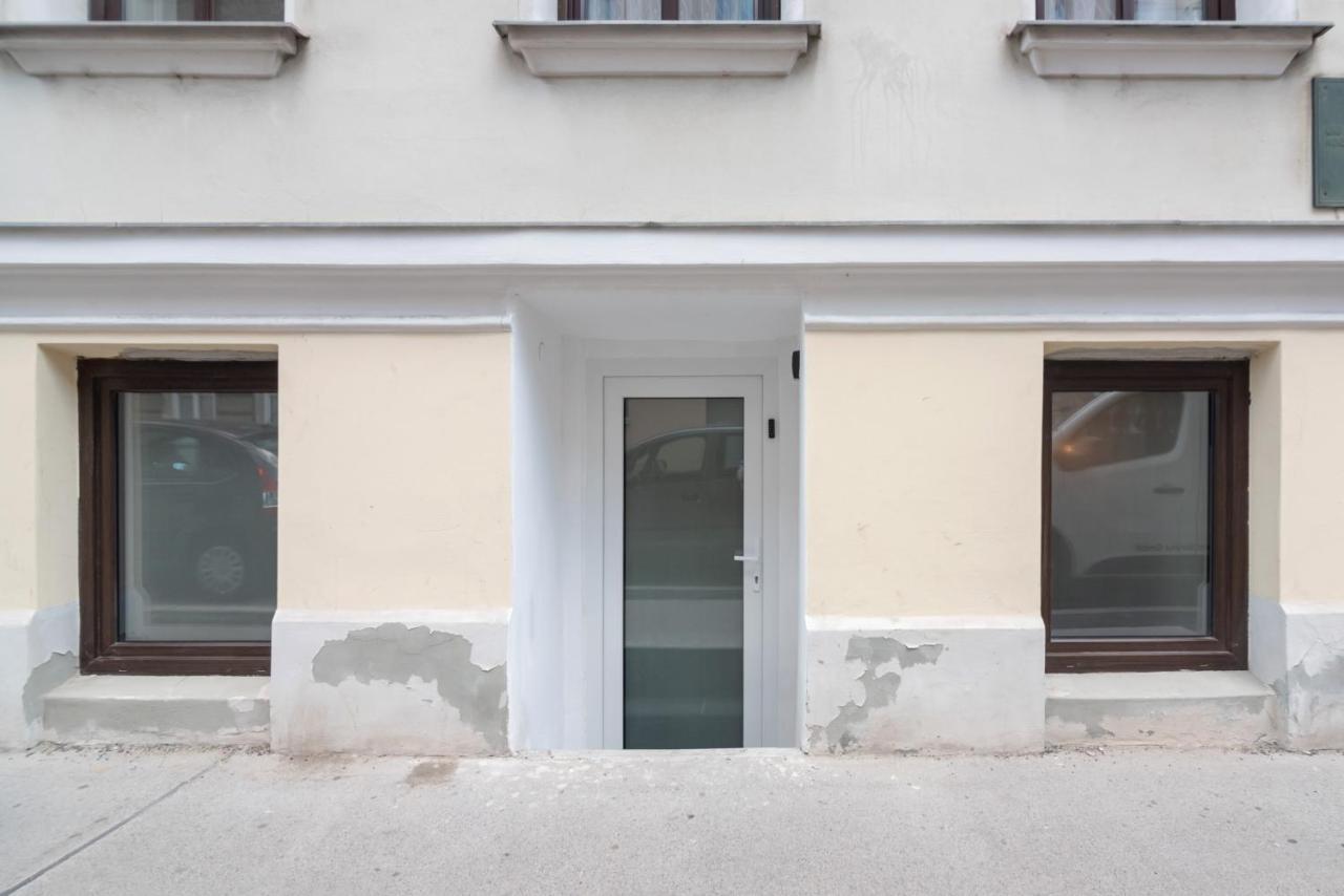 Der Fuchsbau - Neu, Kuschelig Und Zentral Im Gruenen Apartment Viena Exterior foto