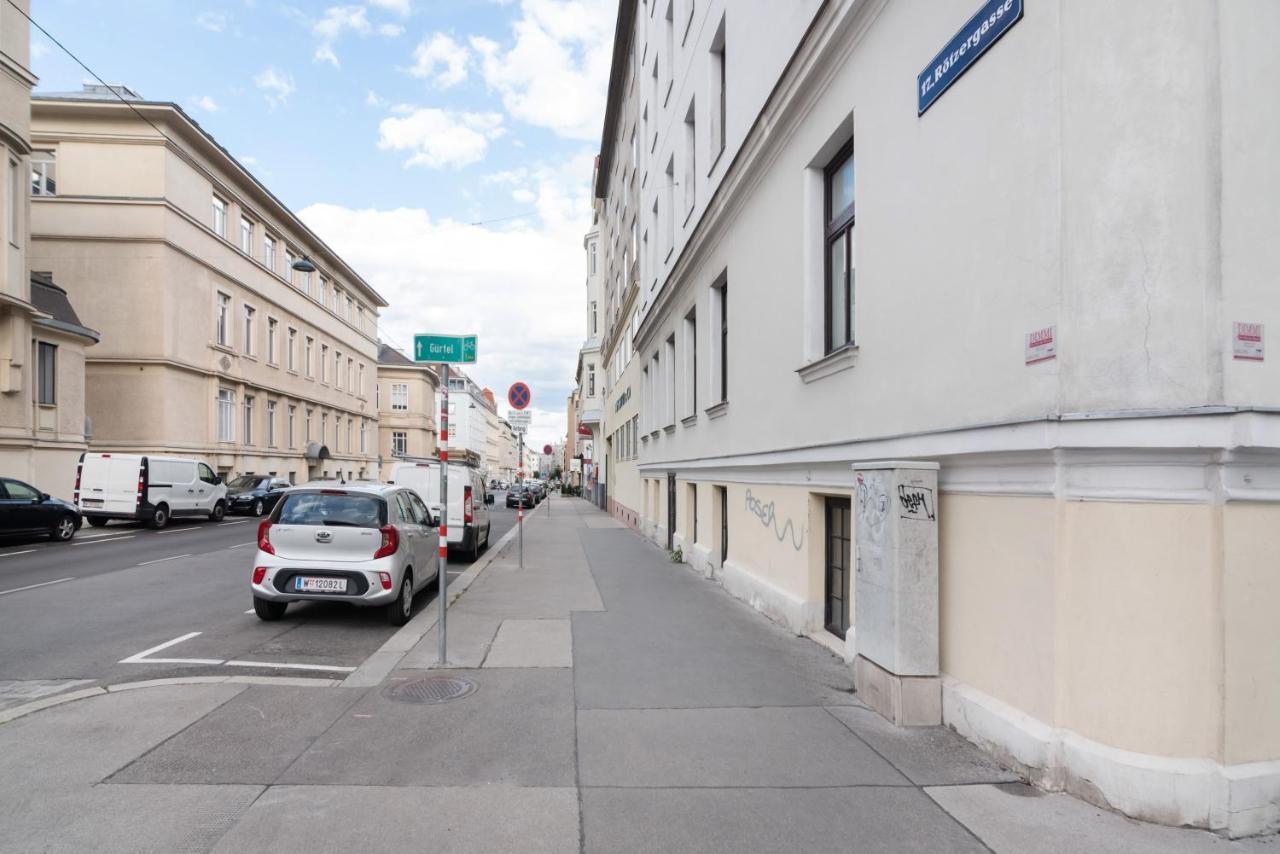 Der Fuchsbau - Neu, Kuschelig Und Zentral Im Gruenen Apartment Viena Exterior foto