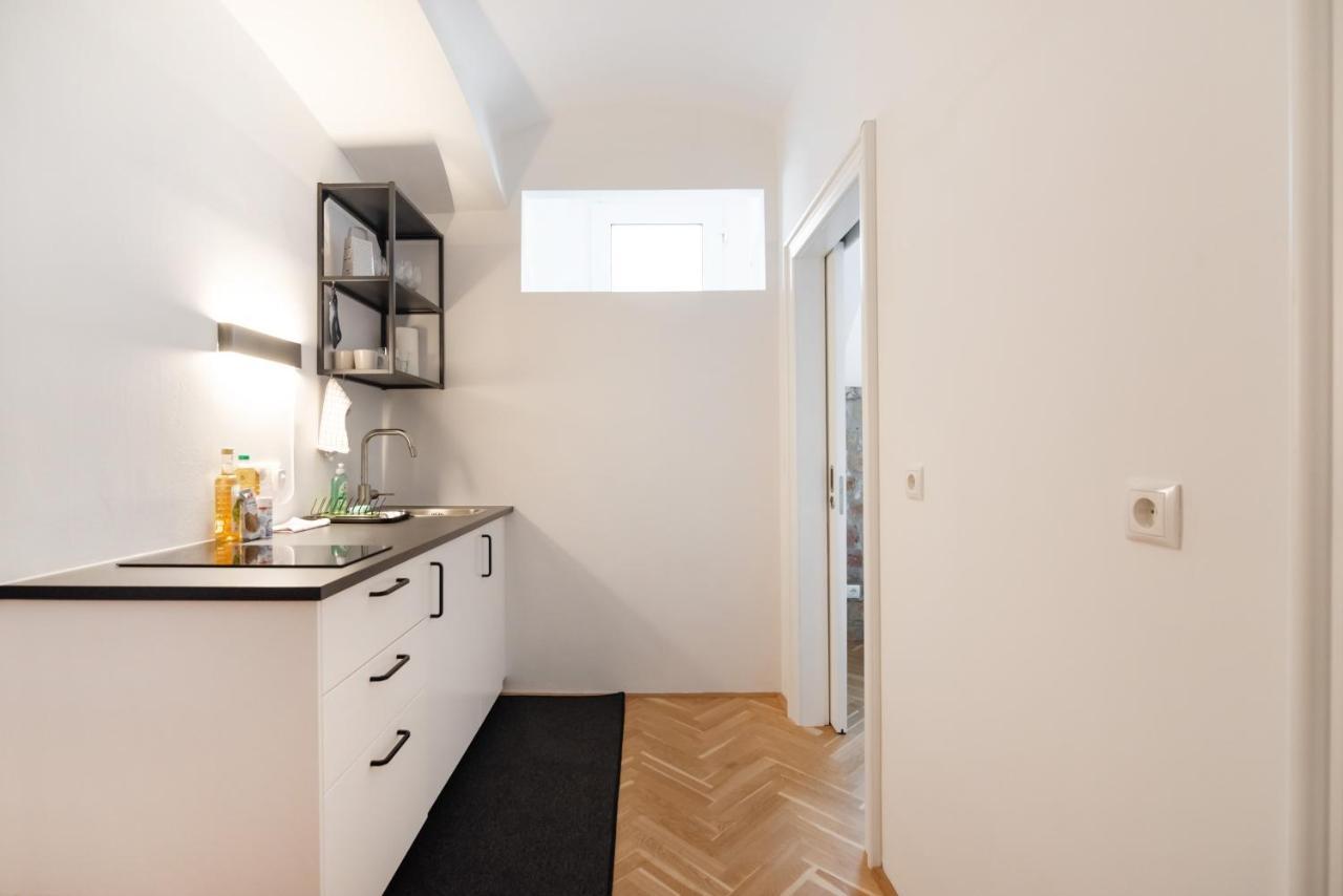 Der Fuchsbau - Neu, Kuschelig Und Zentral Im Gruenen Apartment Viena Exterior foto