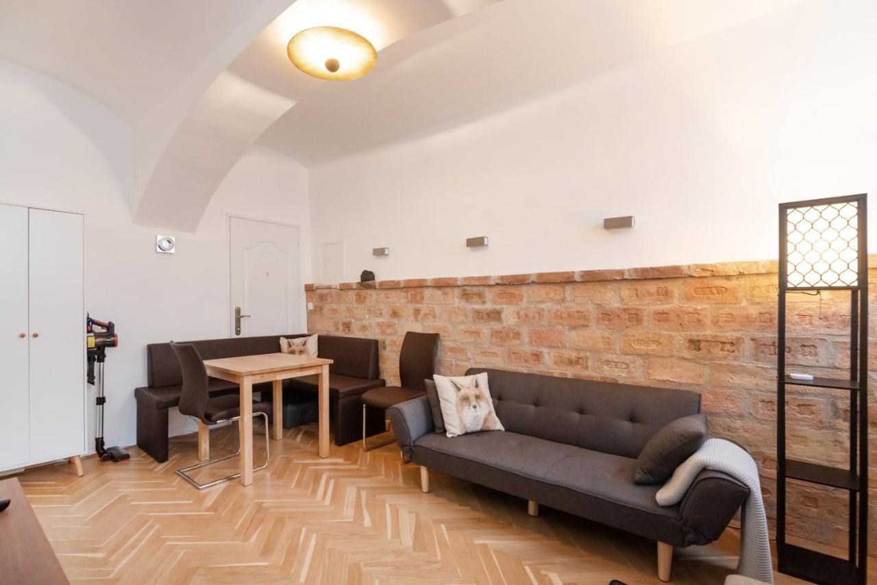 Der Fuchsbau - Neu, Kuschelig Und Zentral Im Gruenen Apartment Viena Exterior foto