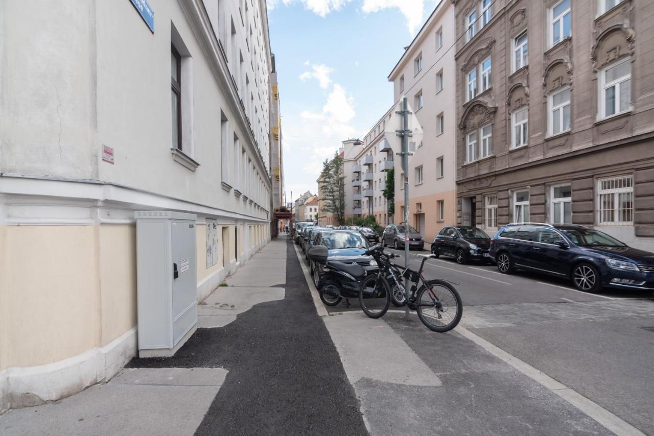 Der Fuchsbau - Neu, Kuschelig Und Zentral Im Gruenen Apartment Viena Exterior foto